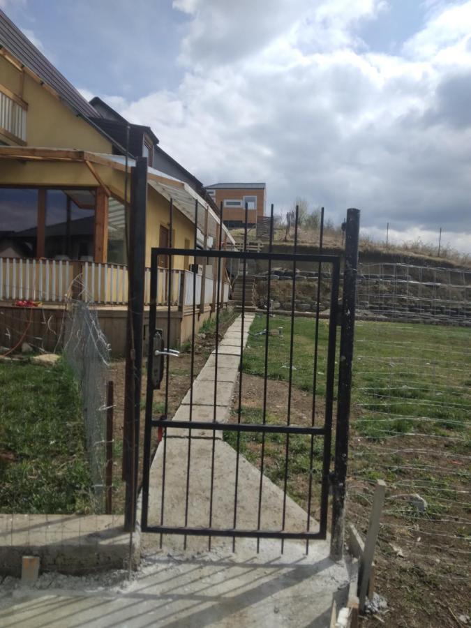 Tiny House Cluj With Jacuzzi Villa Sinnicoara Bagian luar foto