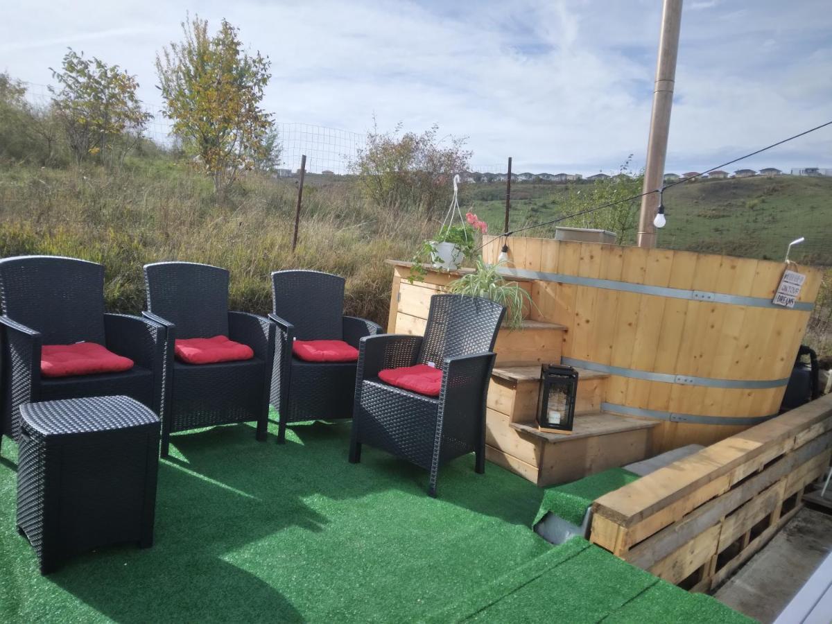 Tiny House Cluj With Jacuzzi Villa Sinnicoara Bagian luar foto